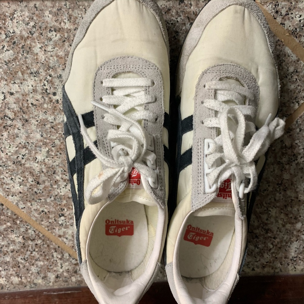 Sporty kicks